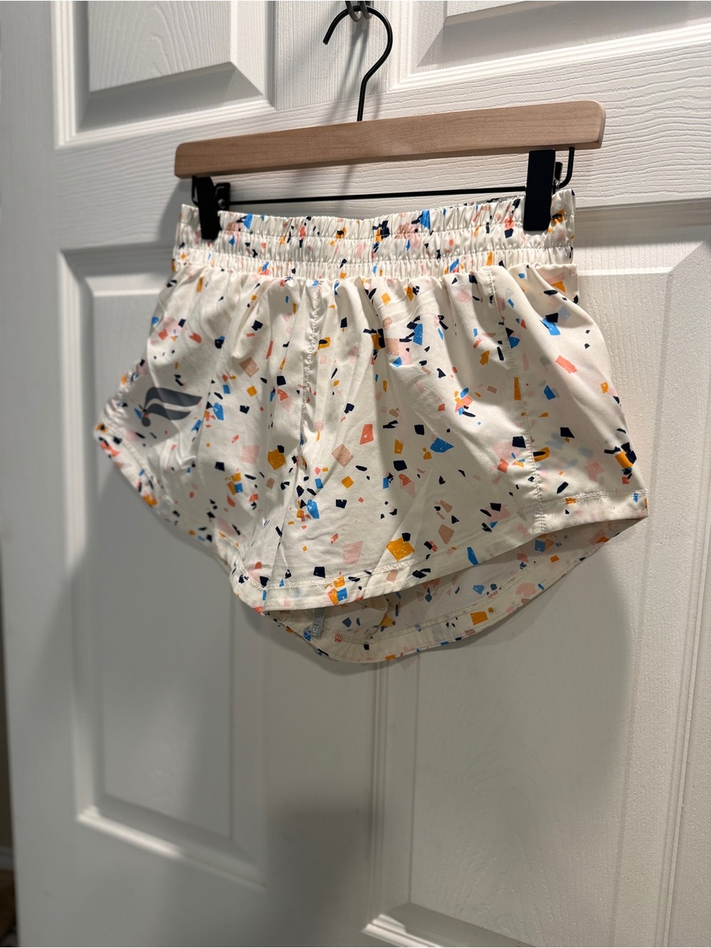 Fabletics Full Speed Mid-Rise Running Shorts-Terrazzo/Reflective Logo-Size Small - Picture 6 of 11